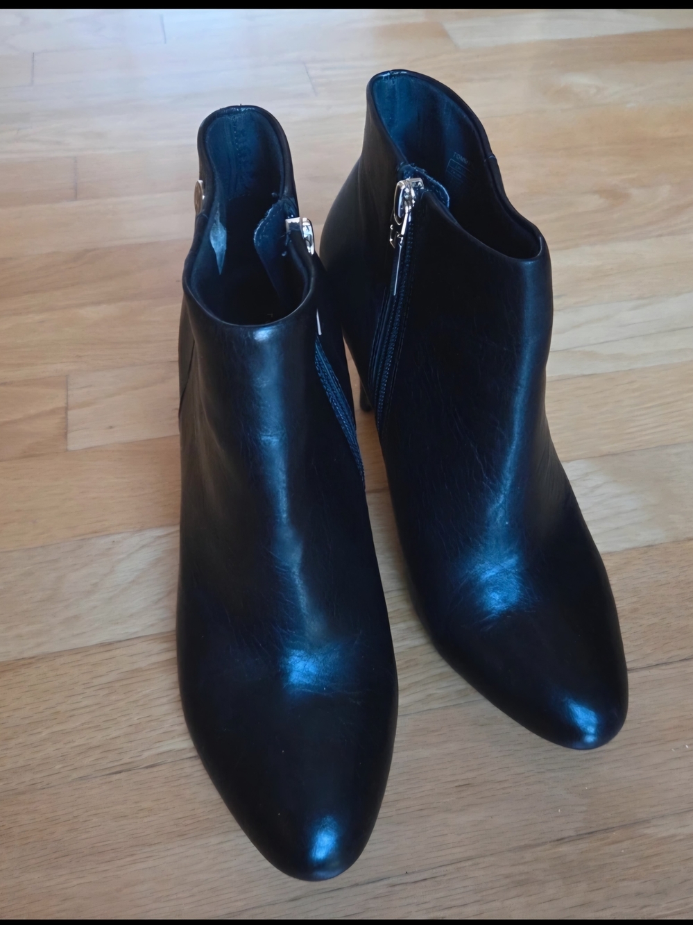 Tommy Hilfiger Black Leather Ankle Booties with Side Zip